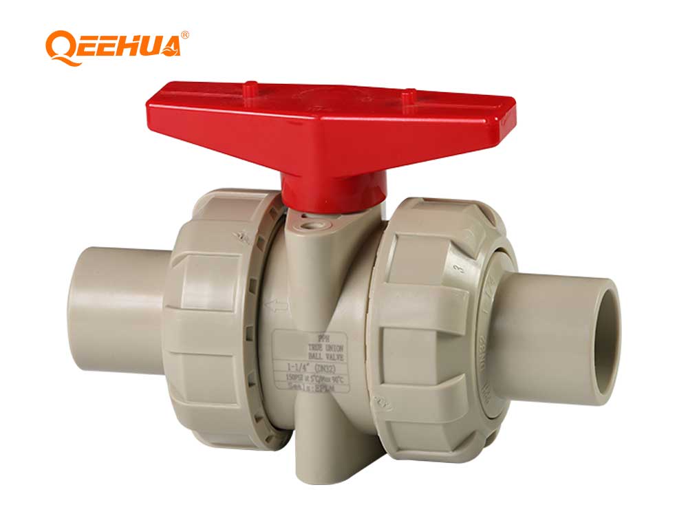 Butt weld ball valve